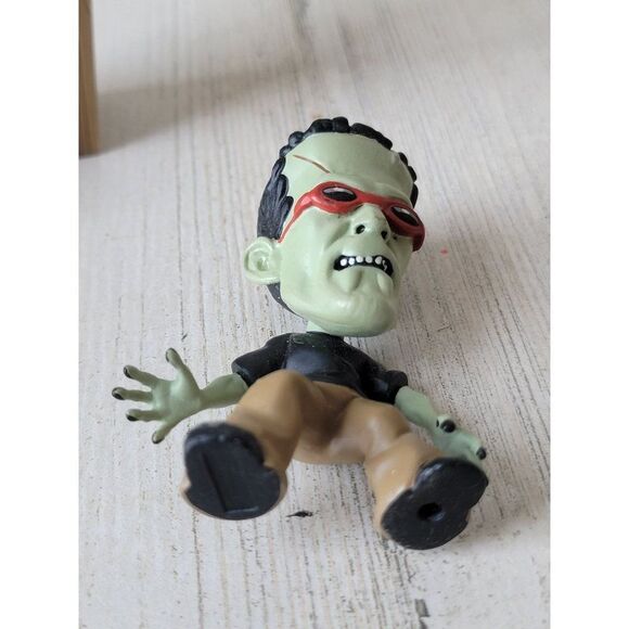 Halloween Frankenstein coffin ghost toy accessory set scary figure Coffin - Picture 10 of 10
